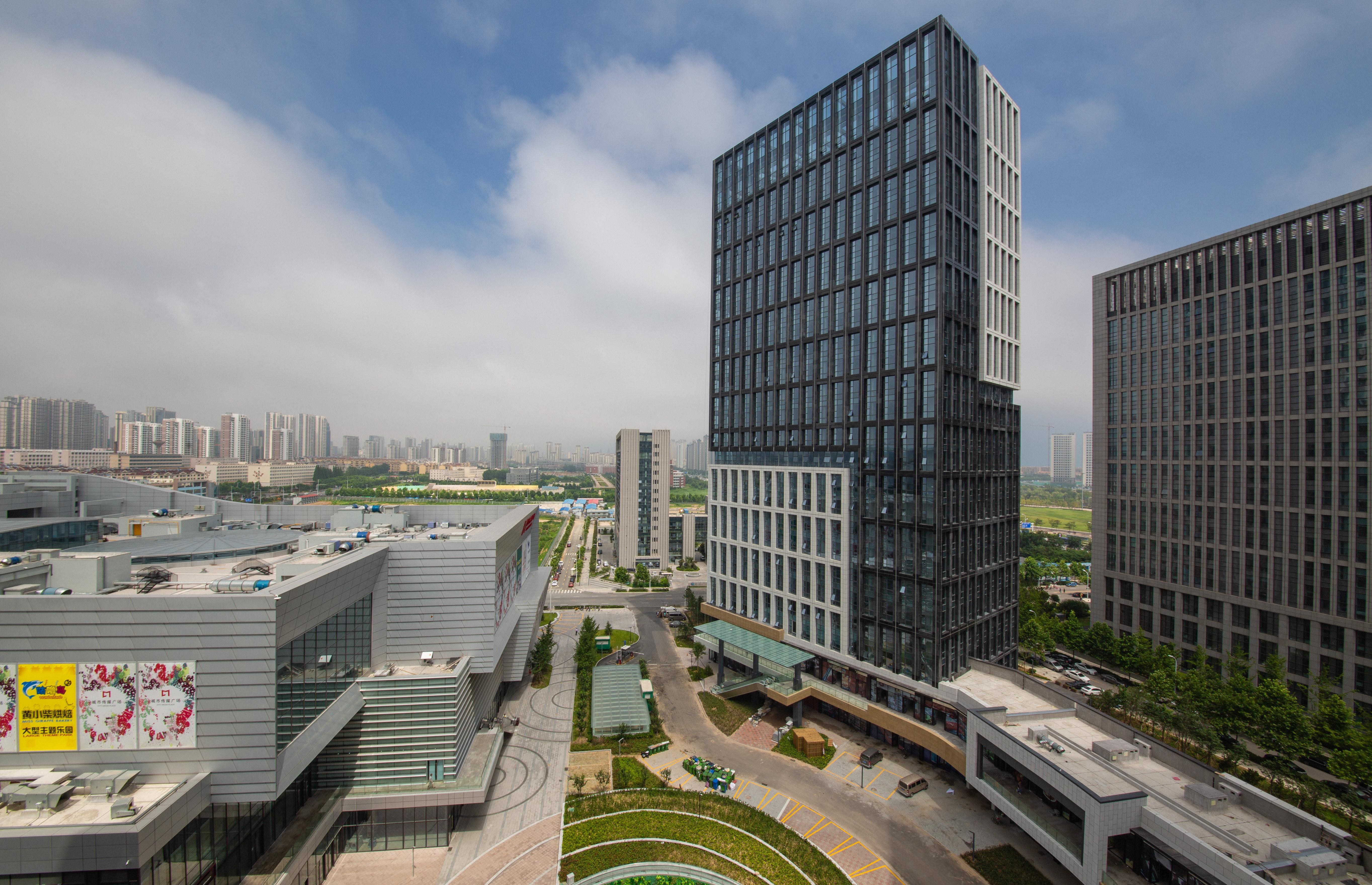 Holiday Inn Express - Qingdao West Coast By Ihg Екстер'єр фото