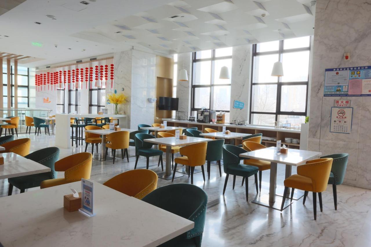 Holiday Inn Express - Qingdao West Coast By Ihg Екстер'єр фото