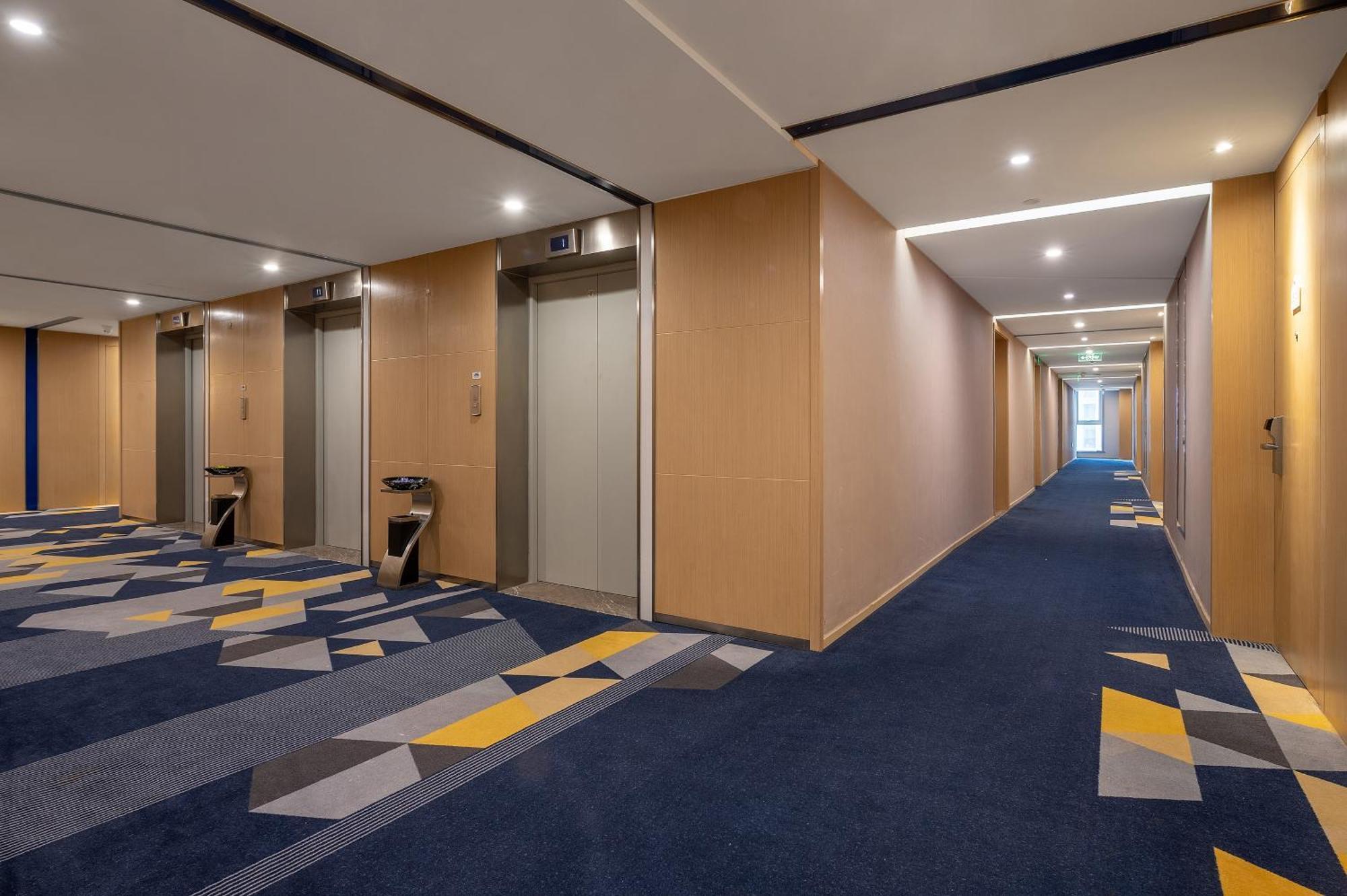 Holiday Inn Express - Qingdao West Coast By Ihg Екстер'єр фото
